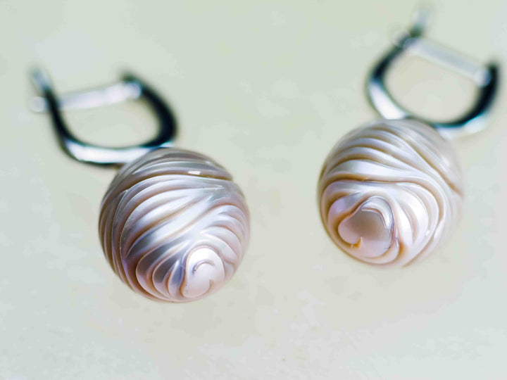 The Sienna Sierra Pearl Earrings