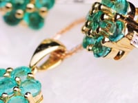 The Lady Luck Emerald Necklace and Earrings Set